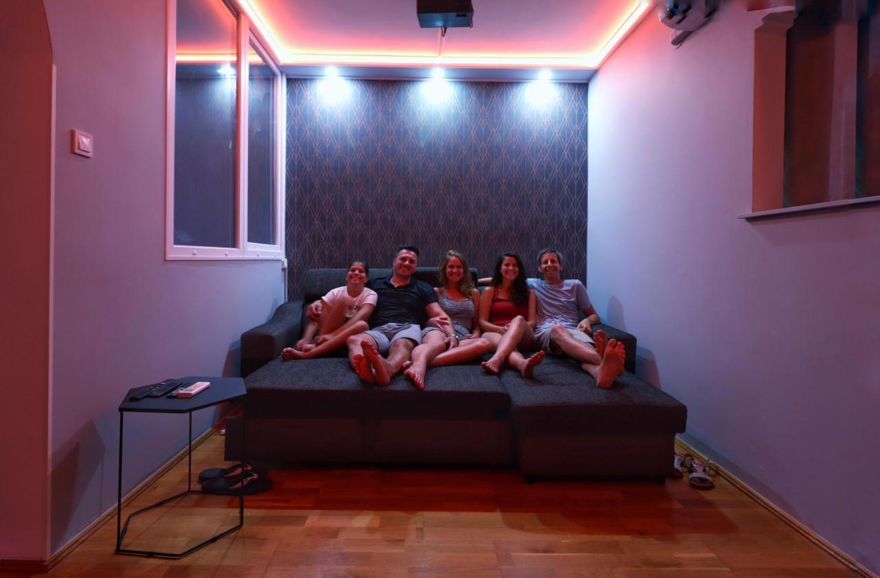 Cinemapartman Еґер Екстер'єр фото